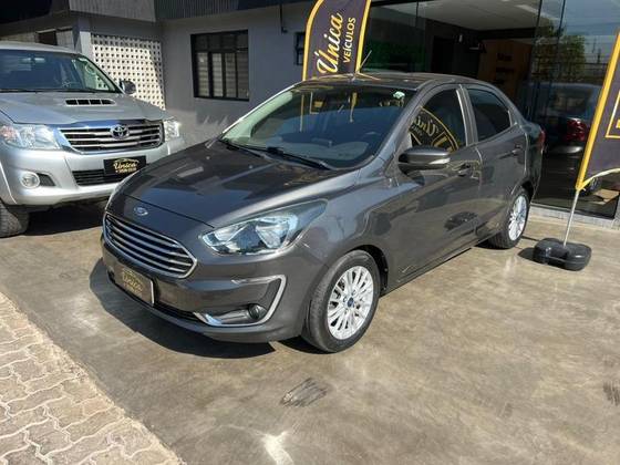 FORD KA 1.5 TI-VCT FLEX TITANIUM SEDAN AUTOMÁTICO